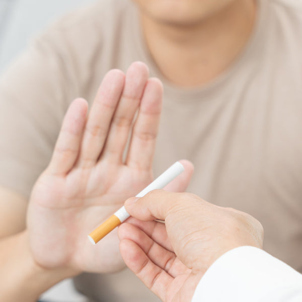 how to smoke first time cigarette i smoke a cigarette for the first time